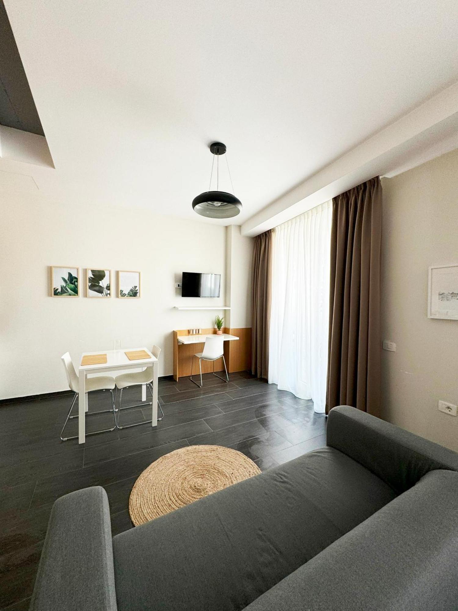 Magnet Residence Condo 1 Self Checkin Tirana Exteriör bild